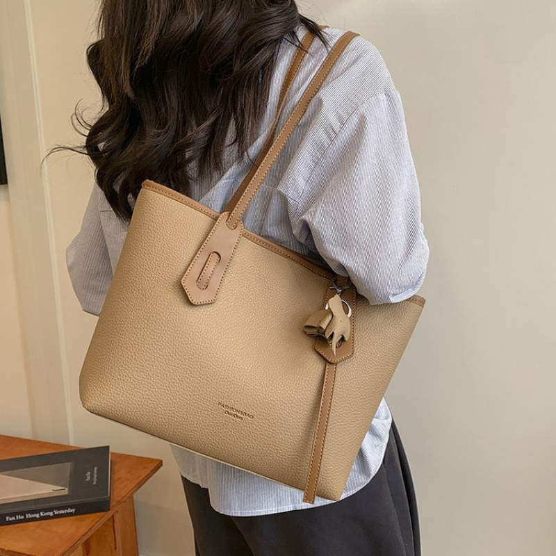 Luxury Bags Must Have - Tas Popok Desainer Trendy Wajib Dimiliki