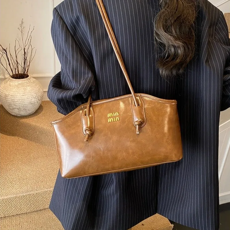 Tas Popok Desainer Legacy Bag  - Luxury Bags Investment ulasan dan harga