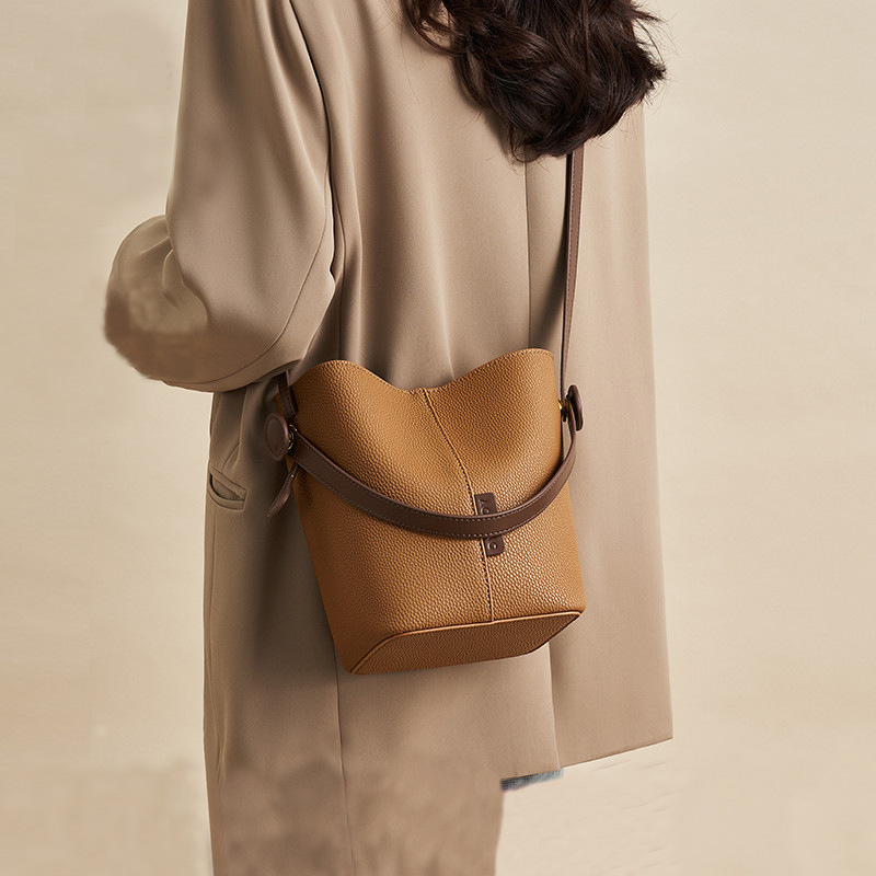 Tas Tangan Wanita Model Ember  - Luxury Bags Level ulasan dan harga